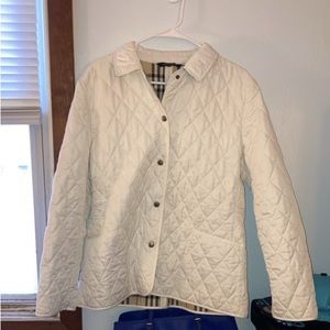 Women’s quilted Burberry jacket medium/10